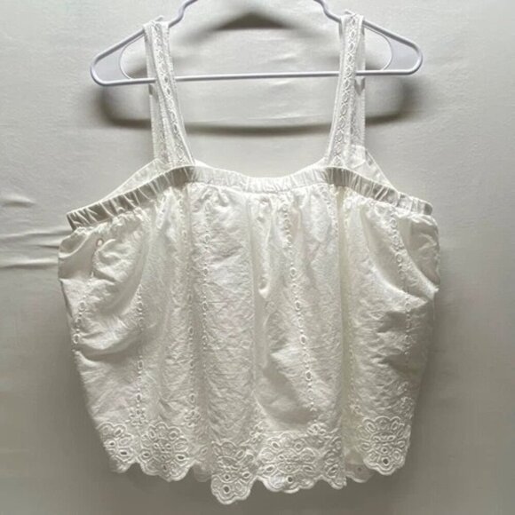 Maurices Summer Tank Blouse Women's XL White Sleeveless Eyelet Lace Top NWT - Picture 2 of 9
